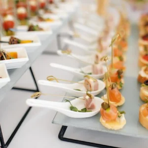 Recepción y lavado de servicios de catering (MF1090_1)
