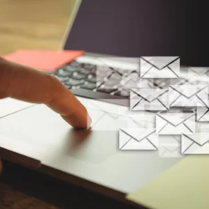 Comunicación a través del correo electrónico (ADGG107PO)