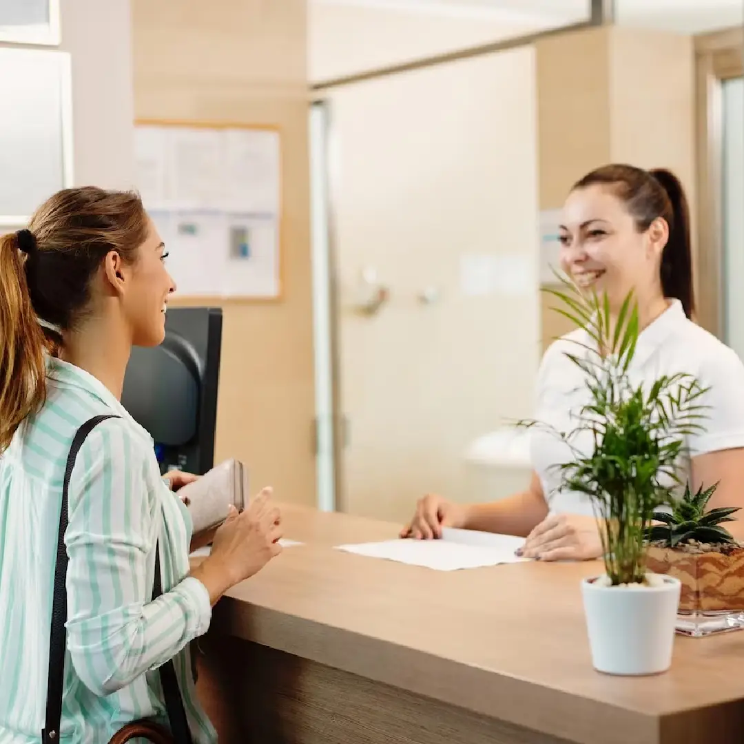 Recepción y atención al cliente en establecimientos de alojamiento (HOTA005PO)