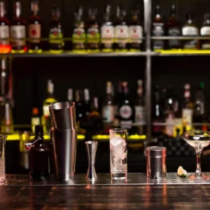 Técnicas de servicio de alimentos y bebidas en barra y mesa (MF1046_2)